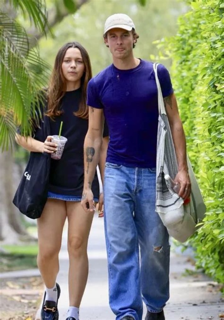 Uncover The Impact Of Aaliyah Mendes' Age On Her Career And Legacy