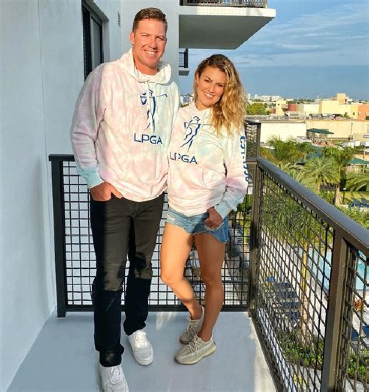 Unveiling The Multifaceted Amanda Renner: Discoveries And Insights Await