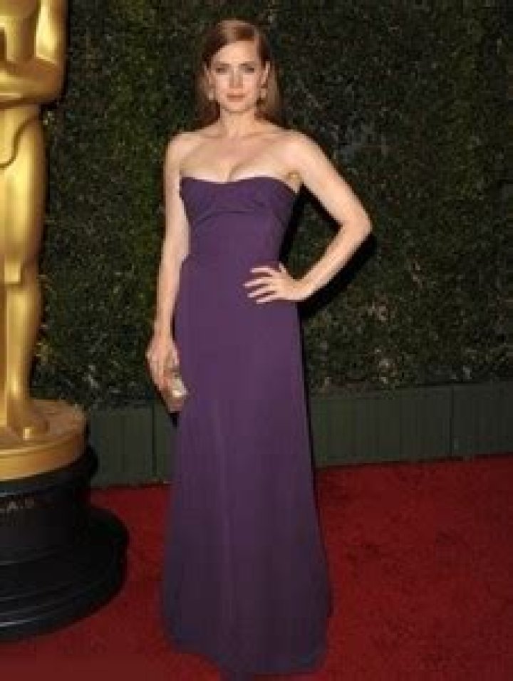 Unveiling Amy Adams' Bra Size: Discoveries And Insights