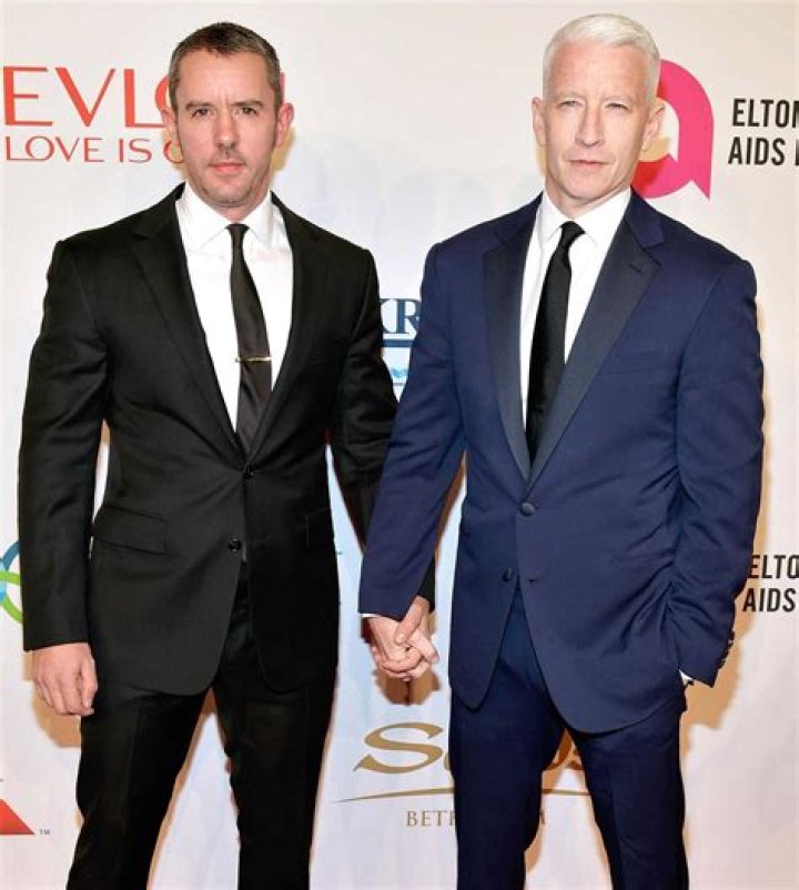 Unveiling The Secrets Of Anderson Cooper's Towering Height