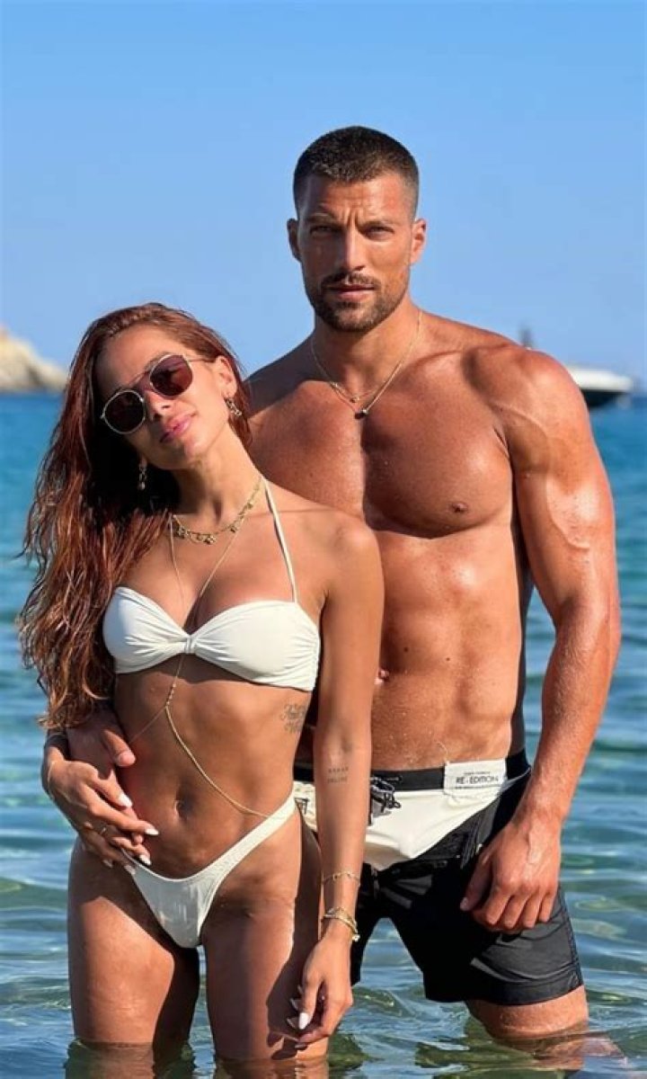 Anita Boyfriend: Unveiling Secrets And Surprises