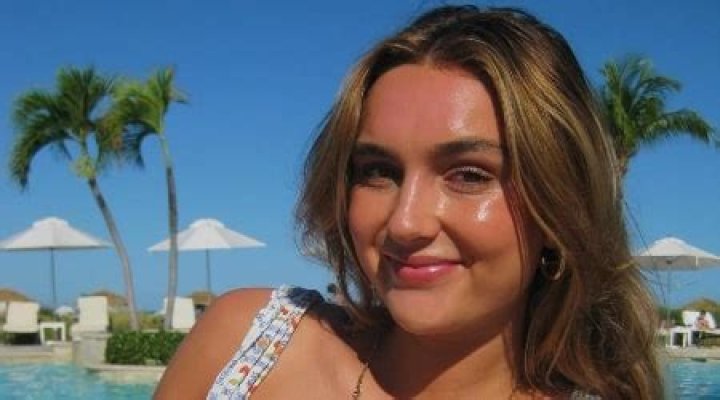 Unveiling The Secrets Of Annabelle Gesson's Ageless Beauty