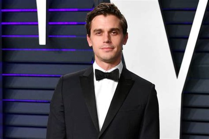 Unveiling The Secrets Of Antoni Porowski's Height: Surprising Revelations Within
