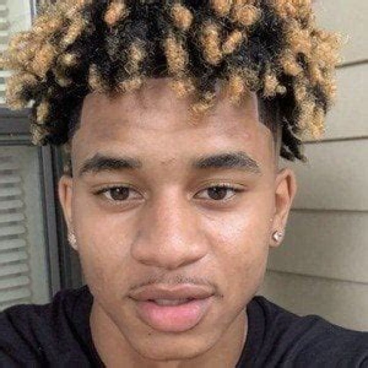 Unveiling Arrington Allen: Genius Behind Defensive Dominance