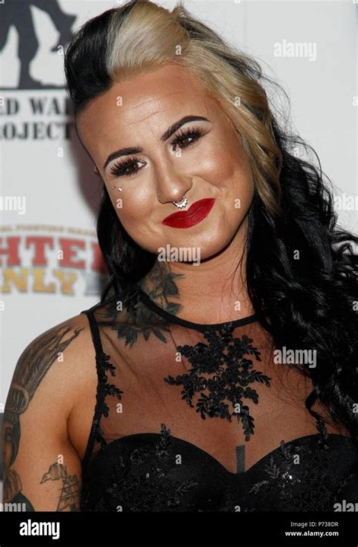 Unveiling The Secrets Of Ashlee Evans-Smith's OnlyFans Empire