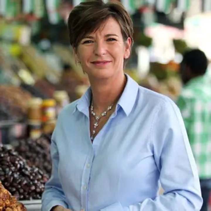 Becky Anderson's Marital Status Revealed!