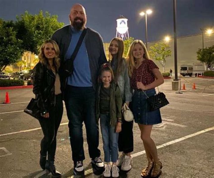 Discover The Inspiring World Of Bess Katramados