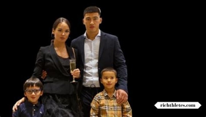 Unveiling The Wisdom And Strength Of Bivol Mothers: A Journey Into Leadership