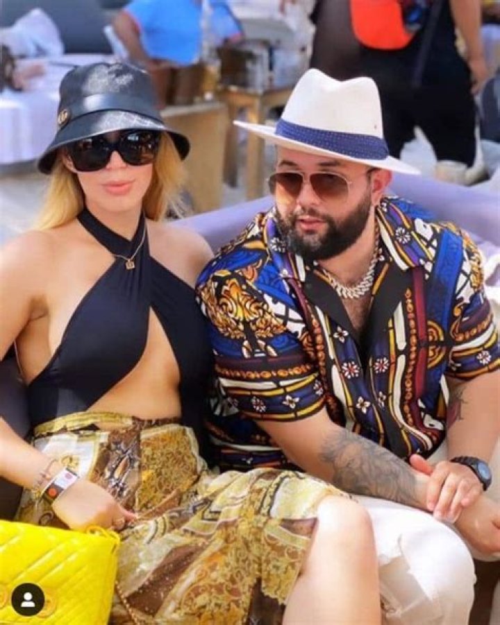 Discover The World Of "Carin Leon's Wife"