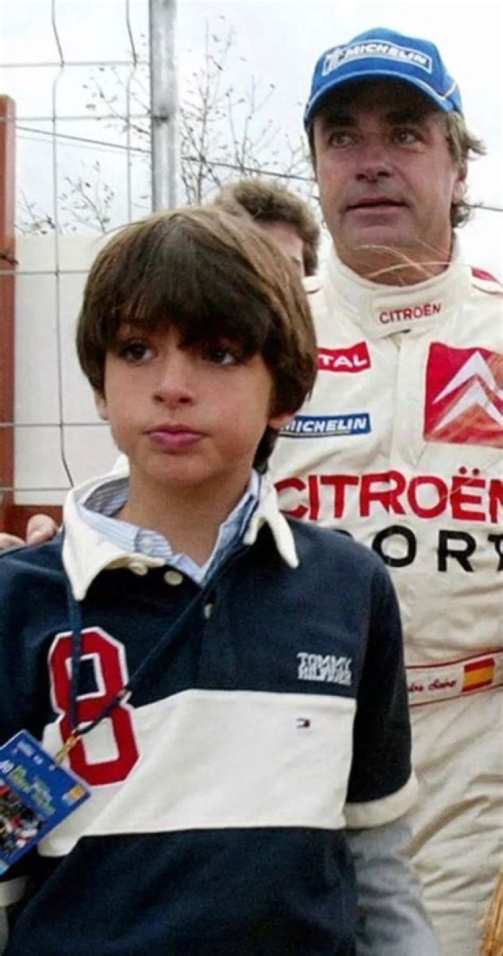 Discover The Secrets Of Carlos Sainz Jr.'s Family Life