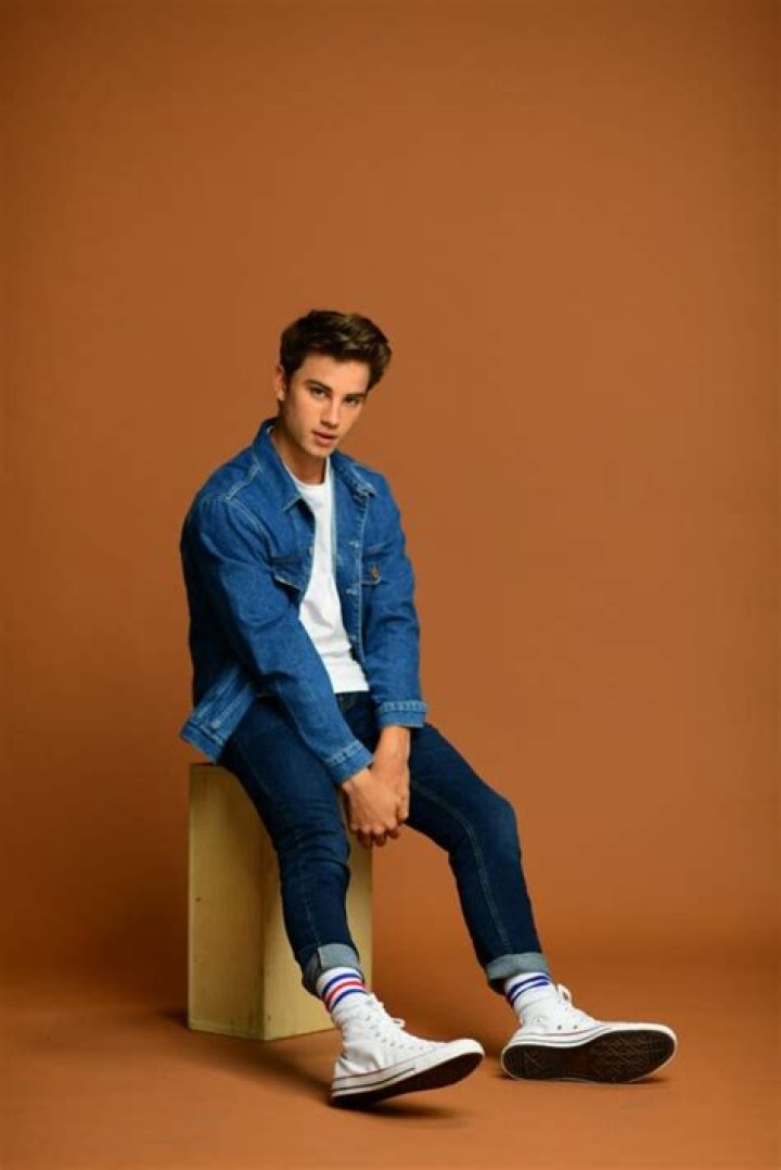 Unveiling Carson Rowland's Height: Insights And Revelations