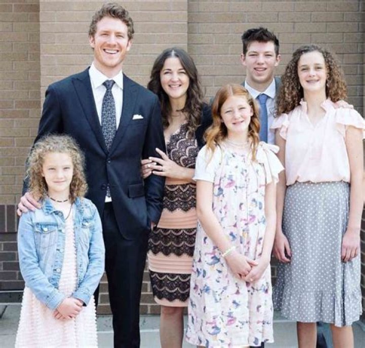 Casey Elliott And Tasha Smith's Enduring Marriage