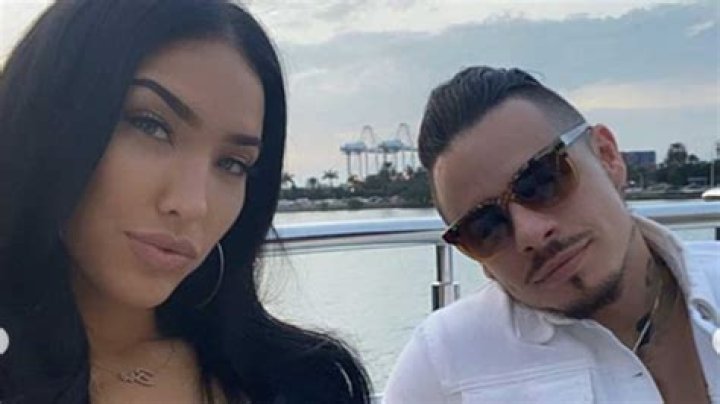 Uncover The Secrets Of Casper Smart's Love Life