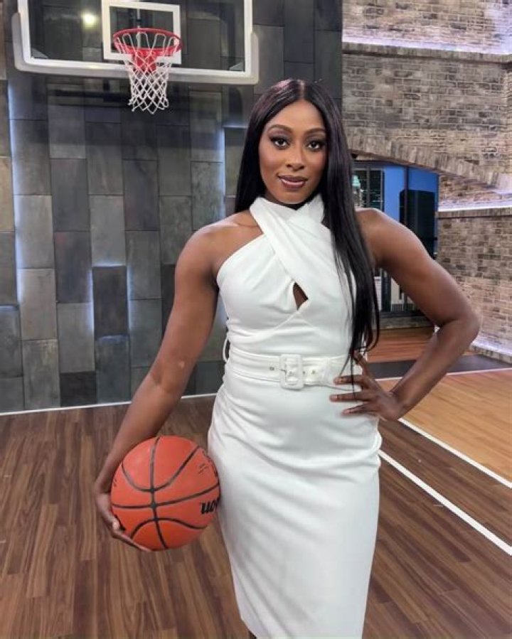 Uncover The Secrets To Chiney Ogwumike's Net Worth