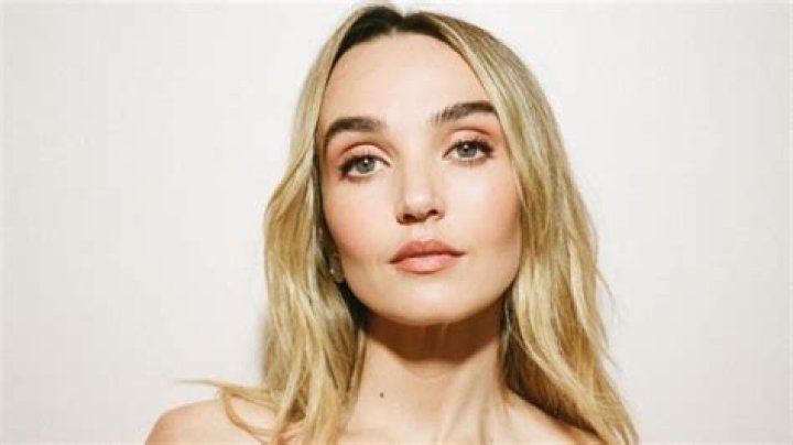 Unlock The Secrets Of Chloe Fineman And Paul Rudd's Comedic Genius