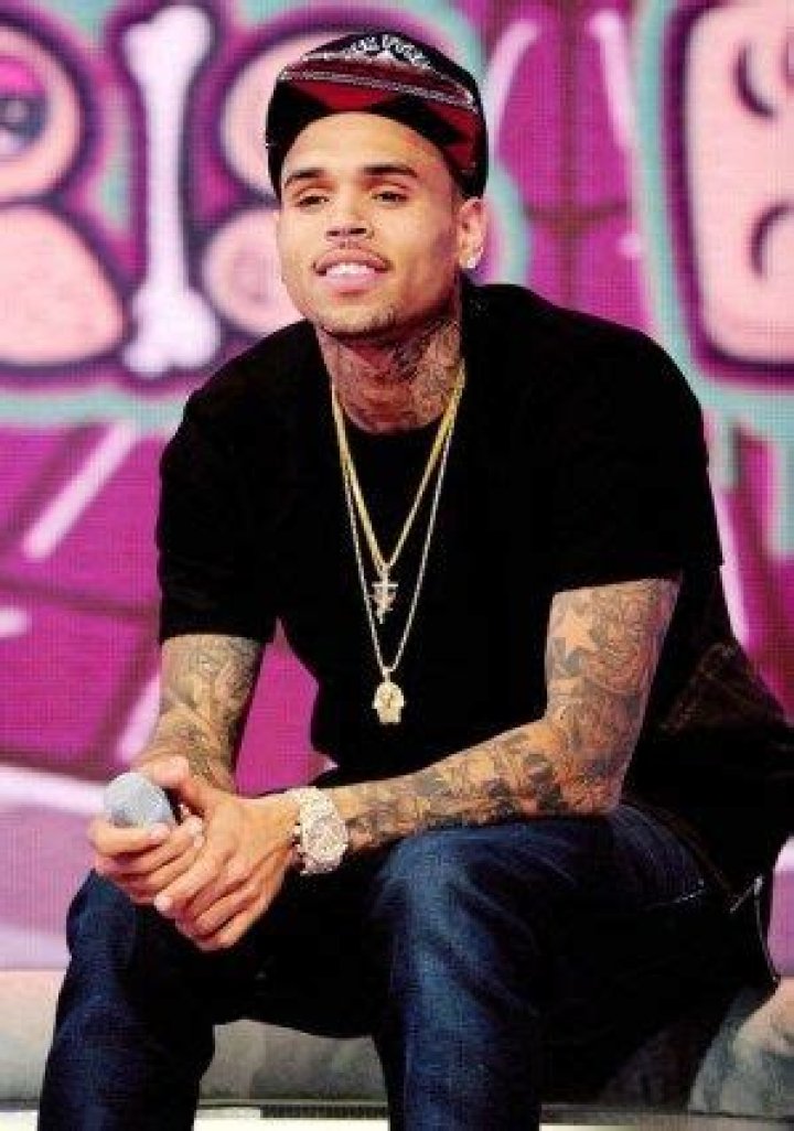 Chris Brown's Weight And Height Unveiled