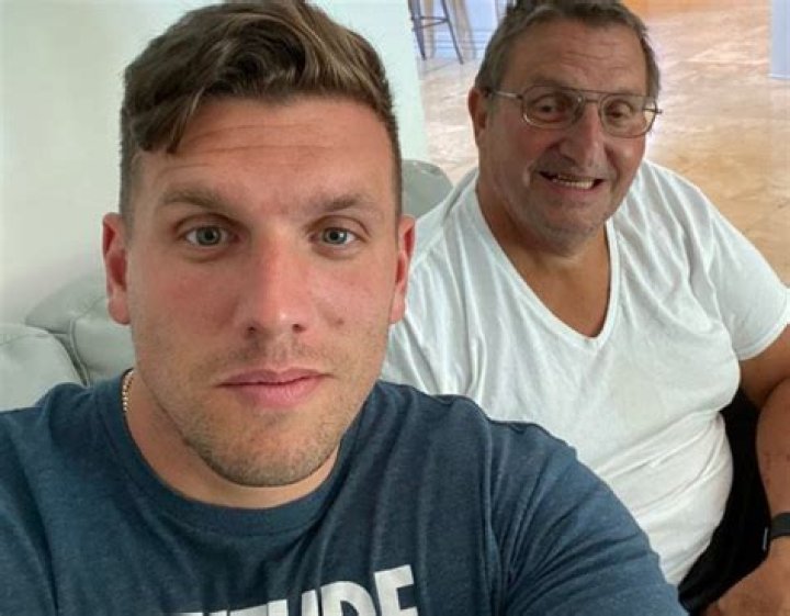 Discover The Untold Story Of Chris Distefano's Dad: A Comedic Legacy