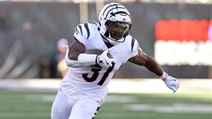 Chris Olave Or Zack Moss?