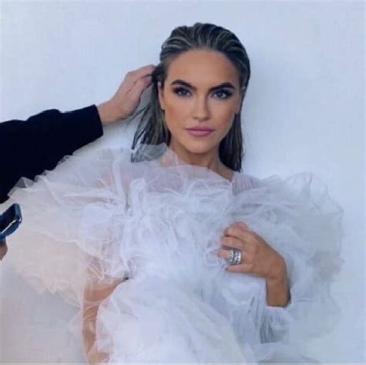 Chrishell Stause's Height And Weight Revealed