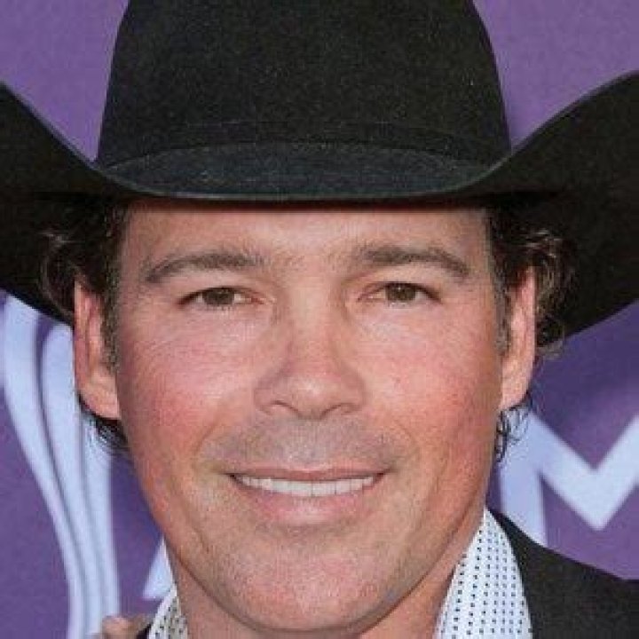 Discover The Secrets Of Clay Walker's Towering Height