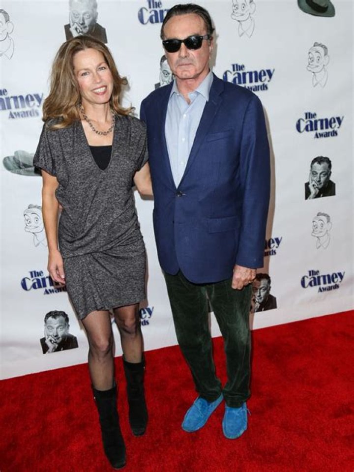 Daphna Kastner, Dan Hedaya's Enigma