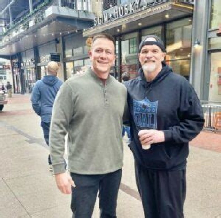 Unveiling The Strong Family Ties Of Dan Quinn: Behind-The-Scenes Insights