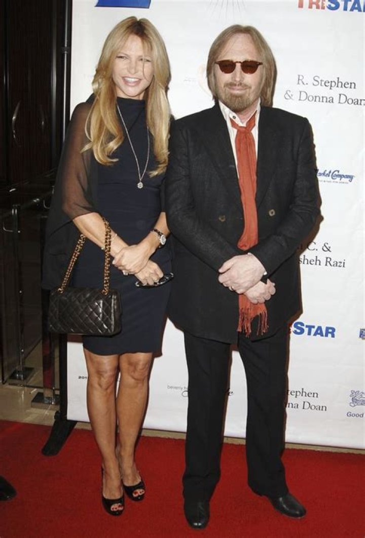 Uncover Surprising Secrets Of Dana York's Enduring Career And Age Defying Strategies