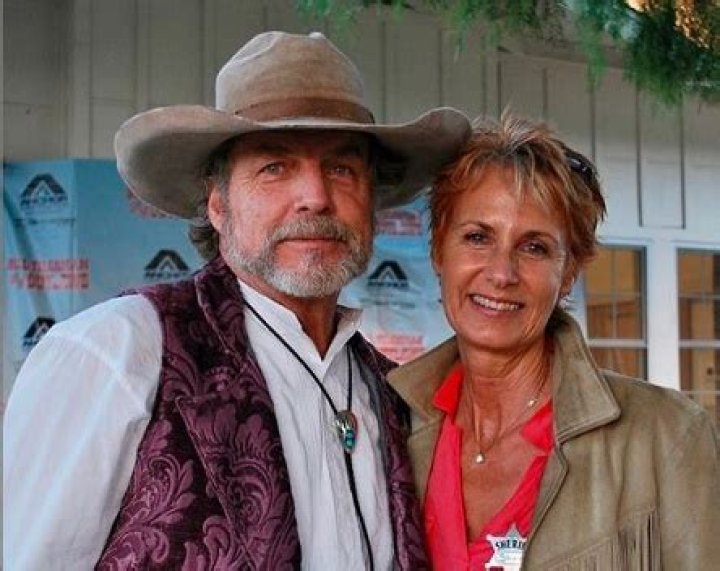 Unveiling Darby Hinton's Wife: Discoveries And Insights Await