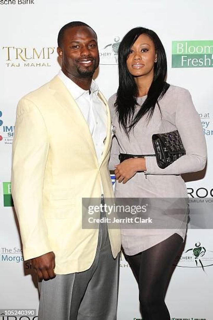 Uncover The Visionary Art And Activism Of Darnesha Scott