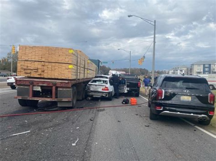 Unraveling The Dennis Griffin Tuscaloosa Accident: Unveiling Key Insights