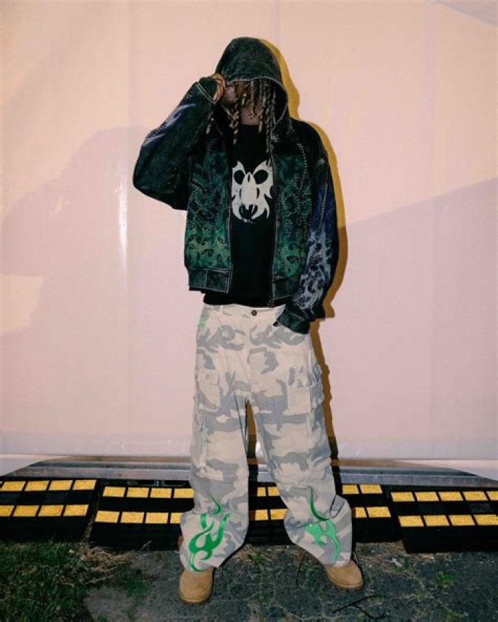 Discover The Ultimate Guide To Destroy Lonely Outfits