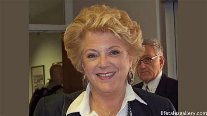 Unveiling The Future Of Grazing Lands With Dianne Holechek Today