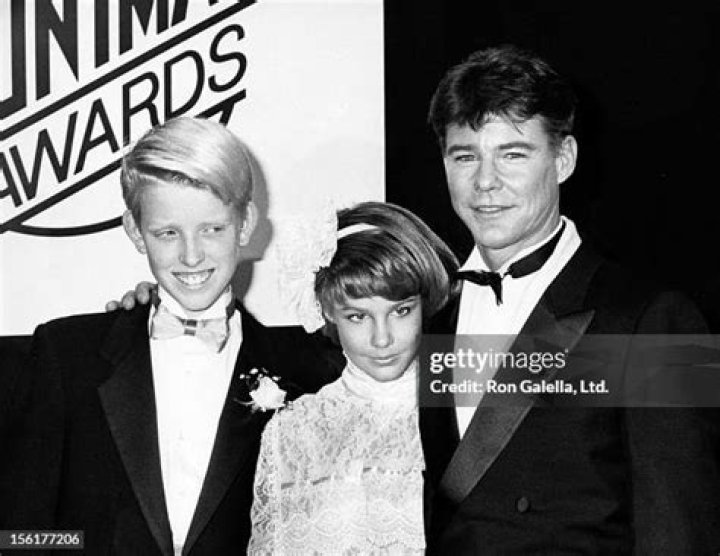 Unveiling The Family Legacy: Jan-Michael Vincent's Children Revealed