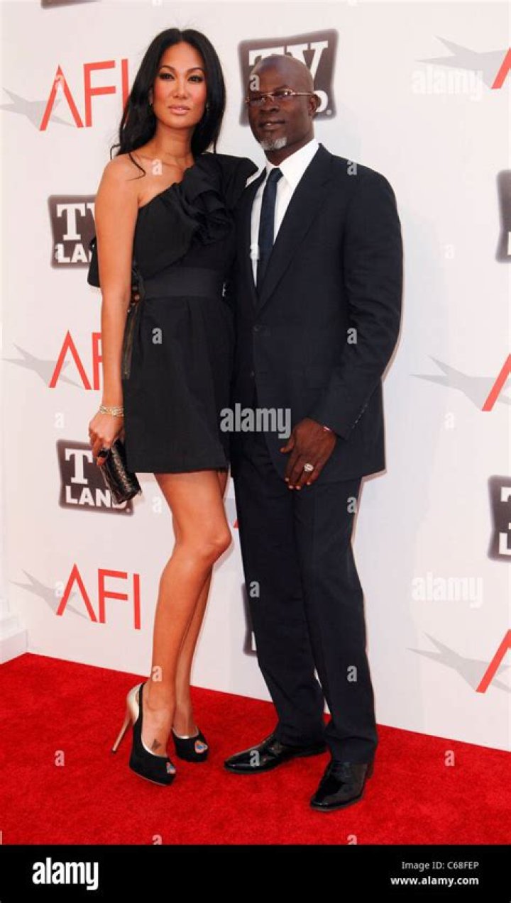 Unveiling The Towering Presence: Djimon Hounsou's Height Explored