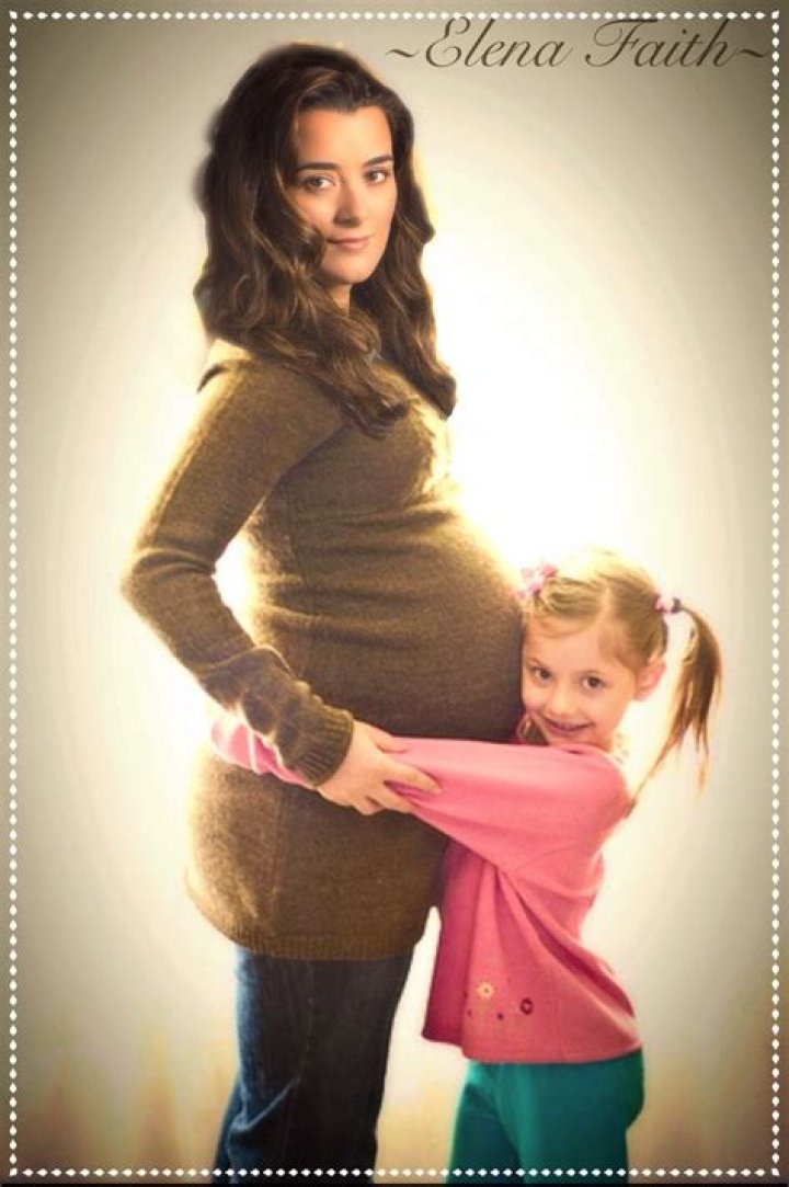 Is Cote De Pablo A Mother?