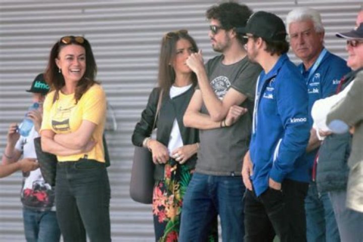 Unveiling Fernando Alonso's Sibling Ties: Exclusive Insights