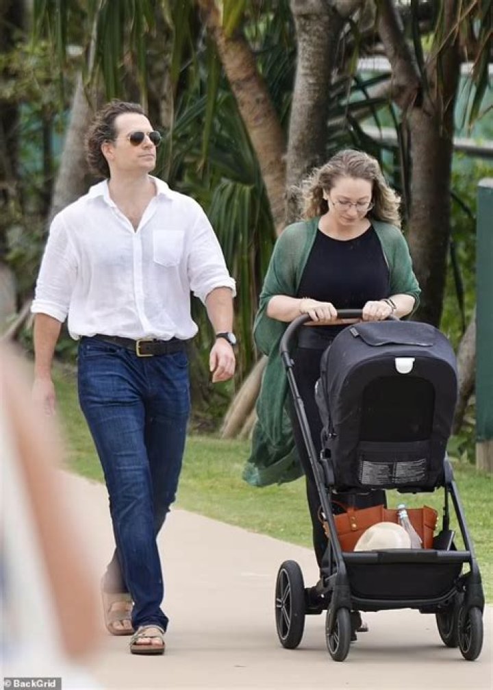 Does Henry Cavill Have A Child?