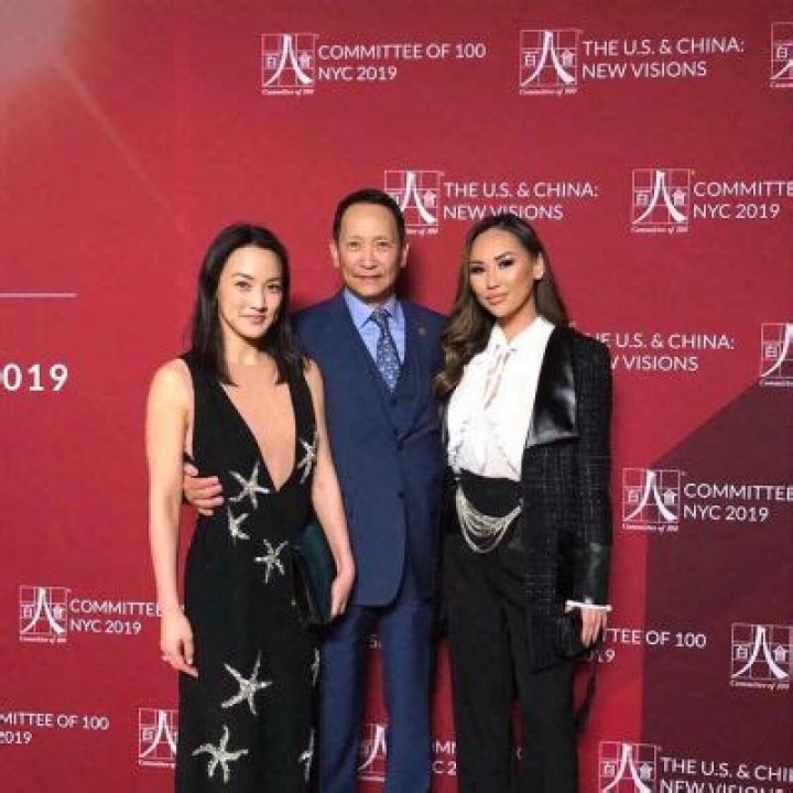 Dorothy Wang And Her Siblings