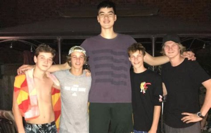 Uncover The Secrets Of Doug Edey's Towering Height