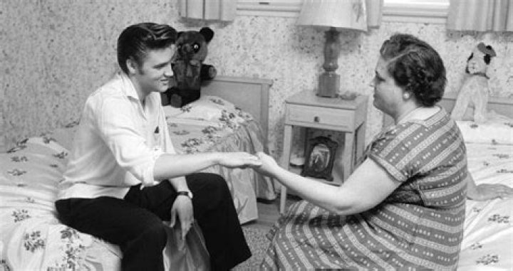 Elvis's Mother's Death And Its Impact