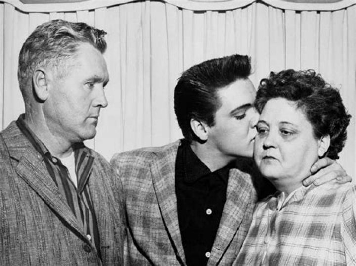 Discover The Hidden Truths Behind Elvis Presley's Parents