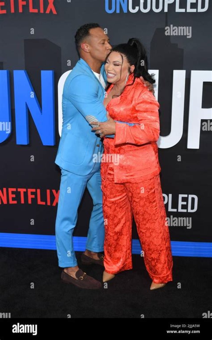 Uncover The Untold Story Of Emerson Brooks' Wife: Journey Into Her World