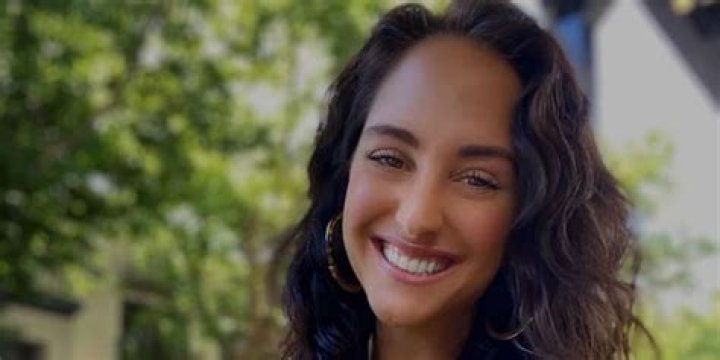 Discover The Beauty And Confidence Of "Emily Compagno No Makeup"