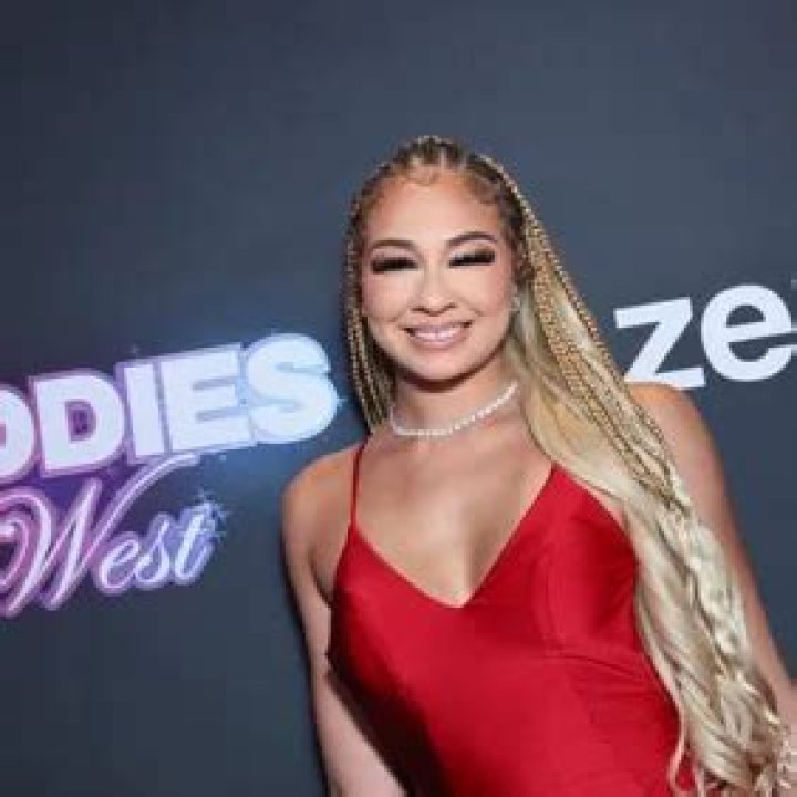 Uncover The Secrets Of Gia Mayham's Net Worth: Income Streams Revealed!