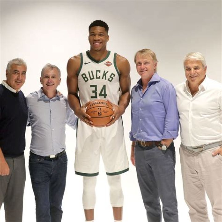 Unlocking The Secrets Of Giannis Antetokounmpo's Towering Height