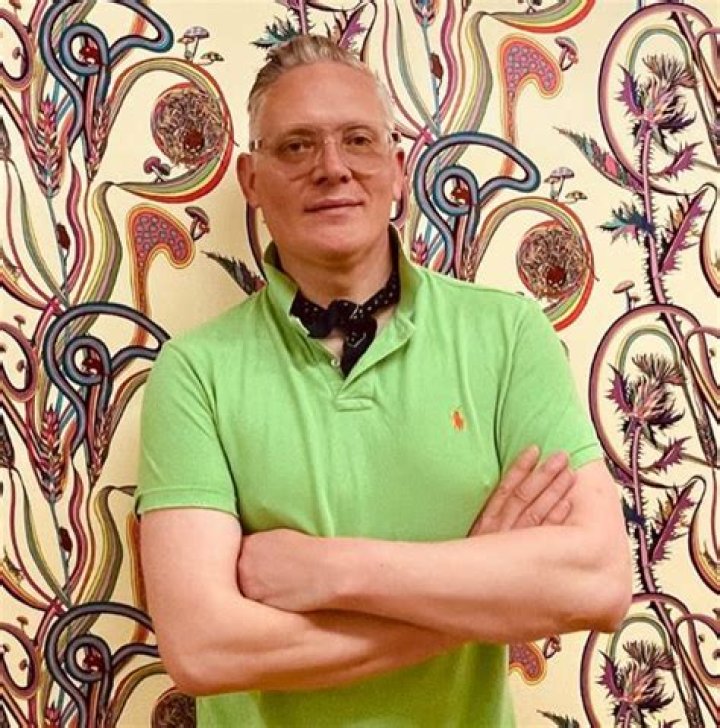 Unveiling The Intriguing Height Of Giles Deacon: Insights And Revelations