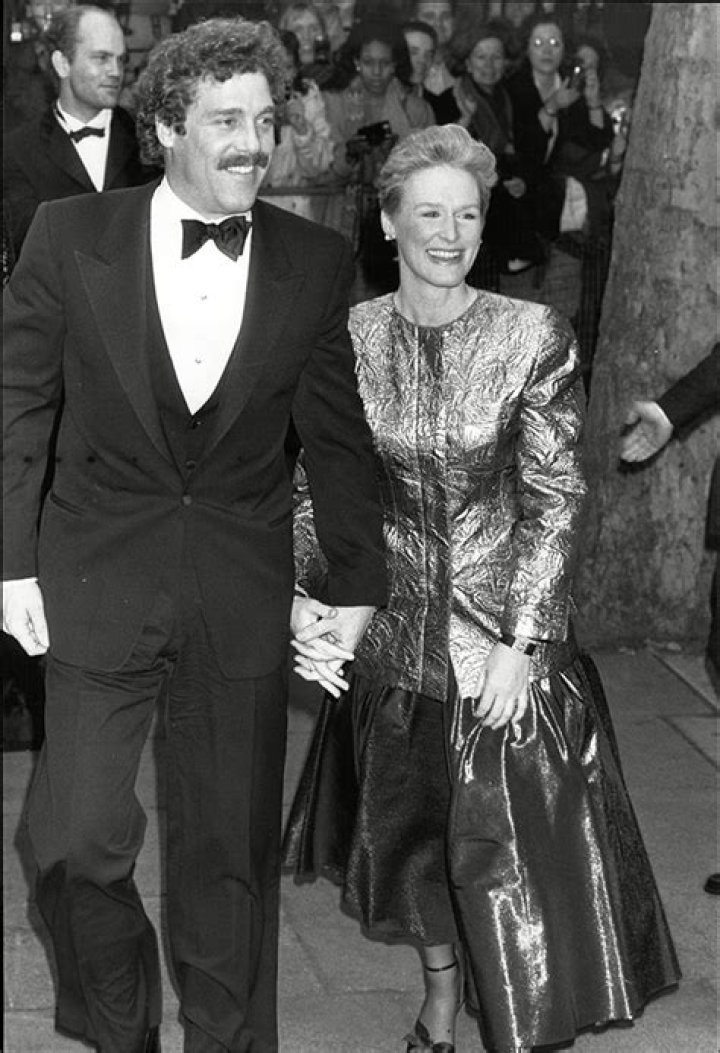 Uncovering The Secrets Of A Hollywood Icon's Lasting Love