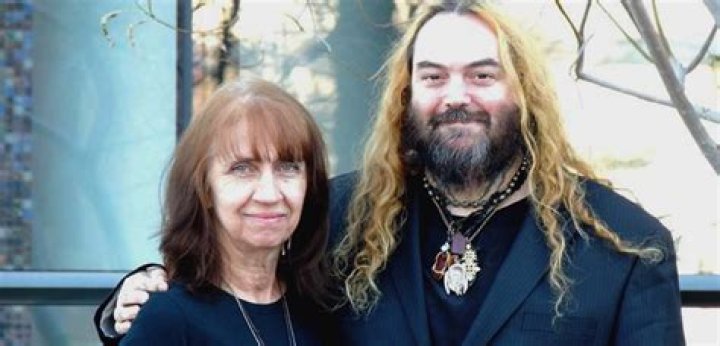 Unveiling The Secrets Of Gloria Cavalera: Discover Her Enduring Impact