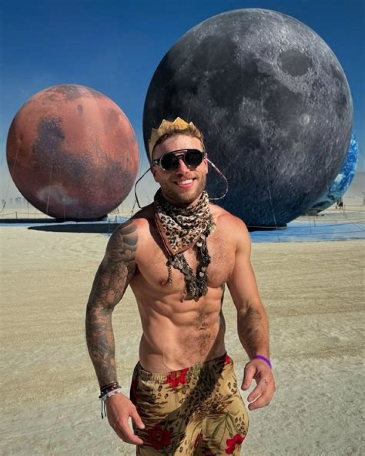 Unveiling The Secrets Of Gus Carr's Relationship-Building Magic: A Game-Changing Guide