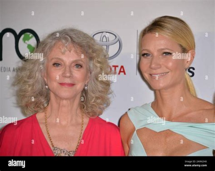 Gwyneth Paltrow And Blythe Danner, Mother And Muse